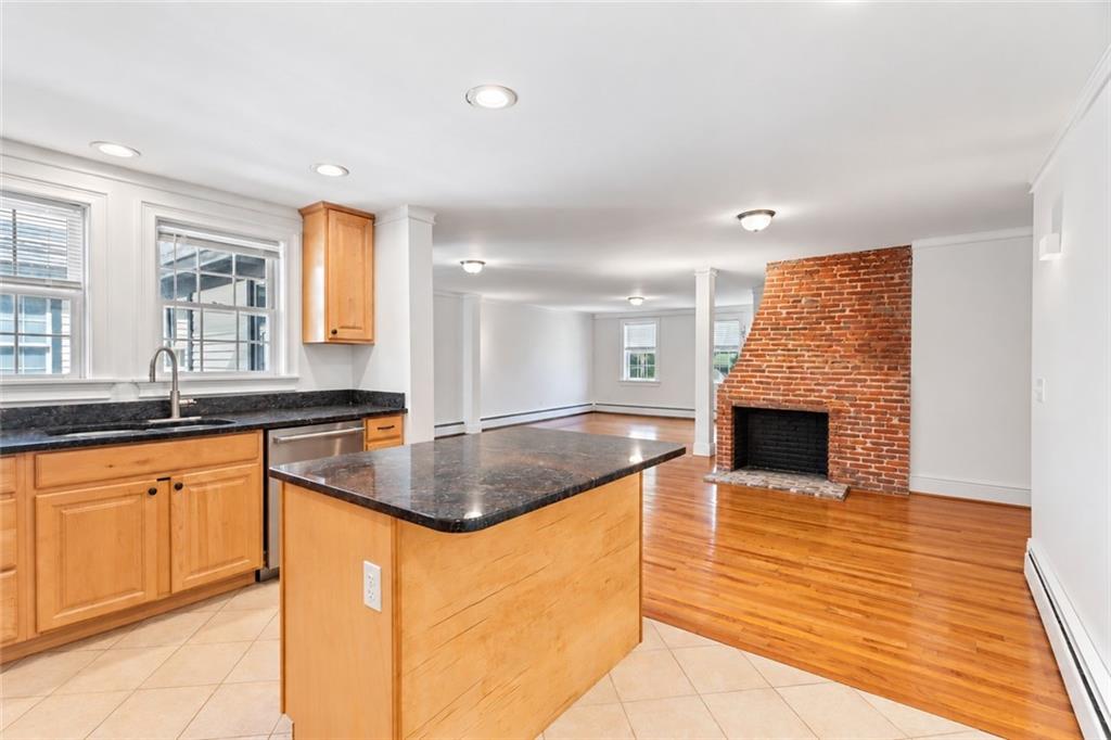 17 Bank Street Unit D Property Photo 4
