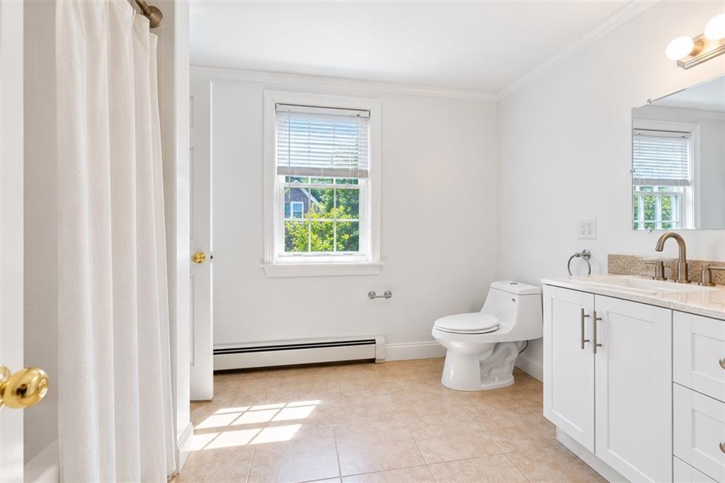17 Bank Street Unit D Property Photo 25