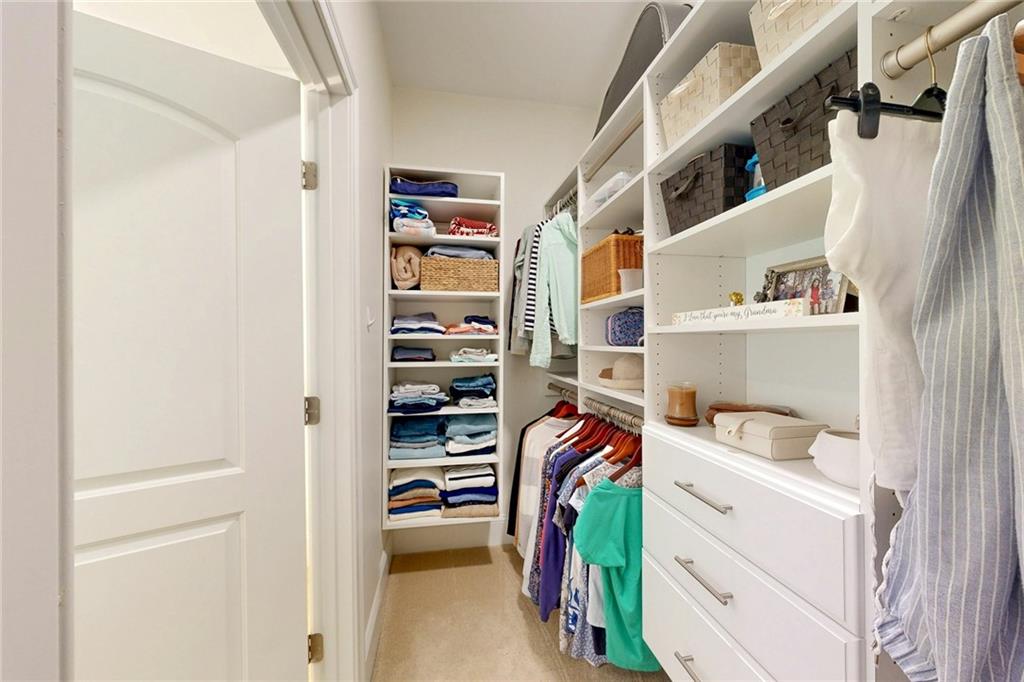 1404 South County Trail Unit 203 Property Photo 20
