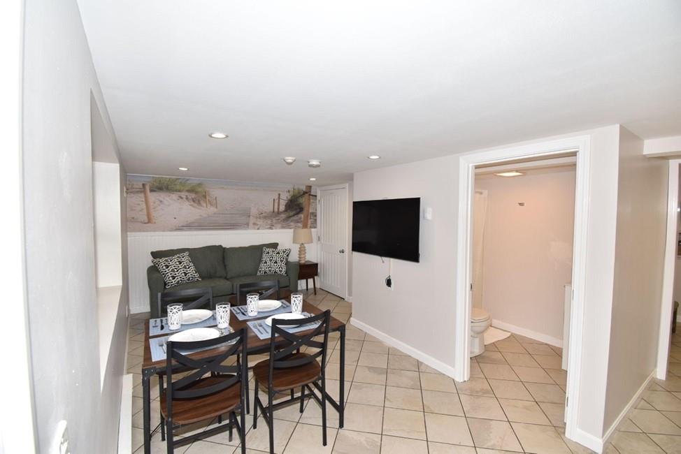 20 Winnapaug Road Unit B7 Property Photo 5