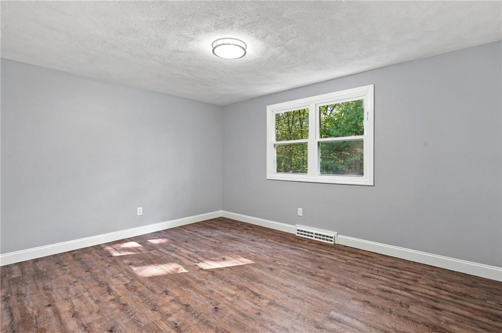 154 Spring Valley Drive Property Photo 19