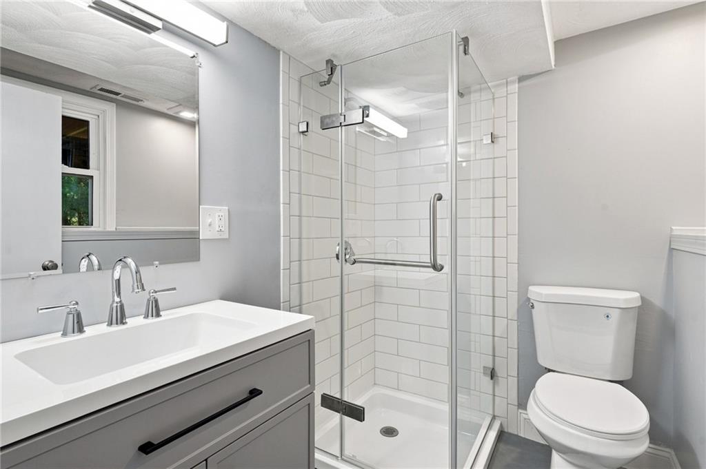 154 Spring Valley Drive Property Photo 29