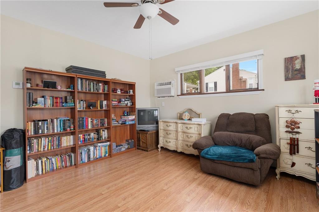 24 Tacoma Street Property Photo 4