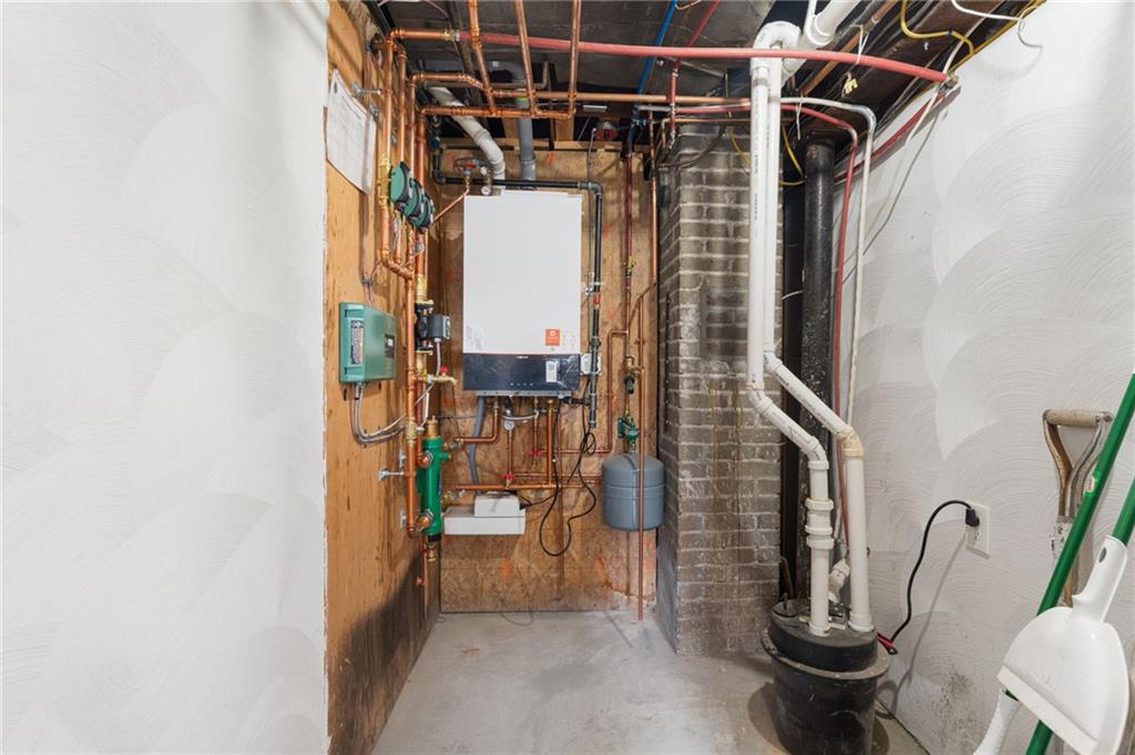 24 Tacoma Street Property Photo 35