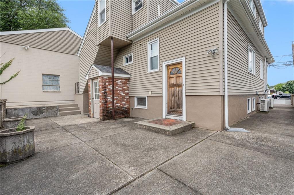 24 Tacoma Street Property Photo 37
