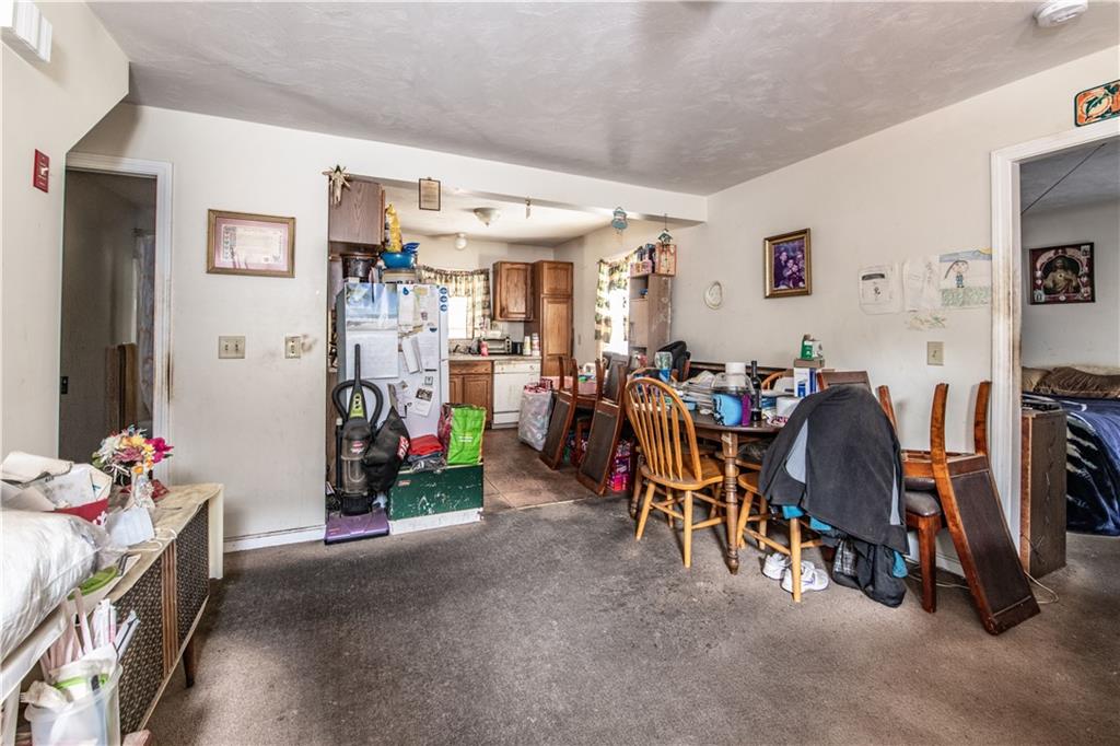 421 Broad Street Property Photo 9
