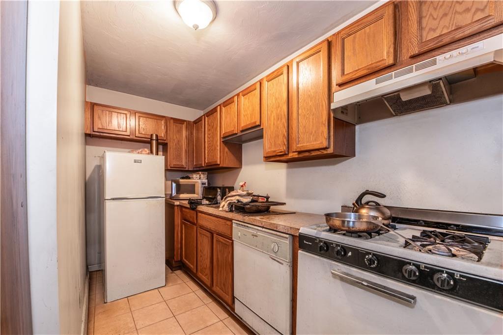 421 Broad Street Property Photo 13
