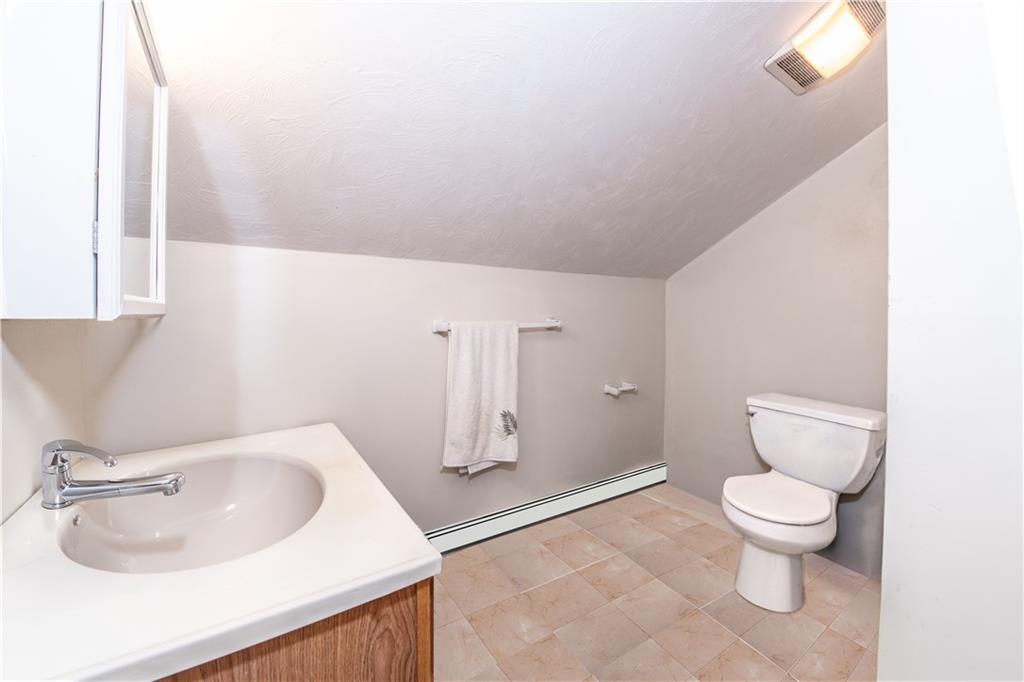 421 Broad Street Property Photo 14