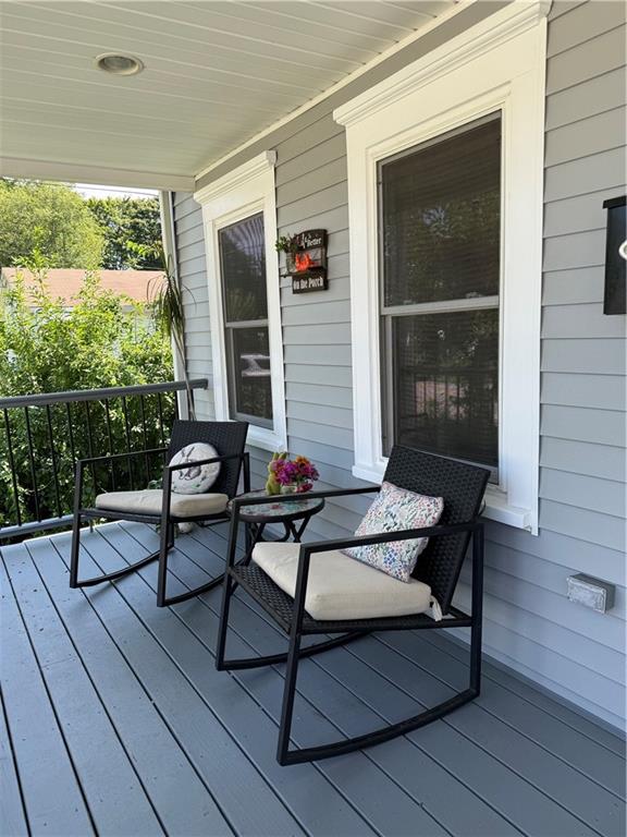 8 Rathbun Street Property Photo 3
