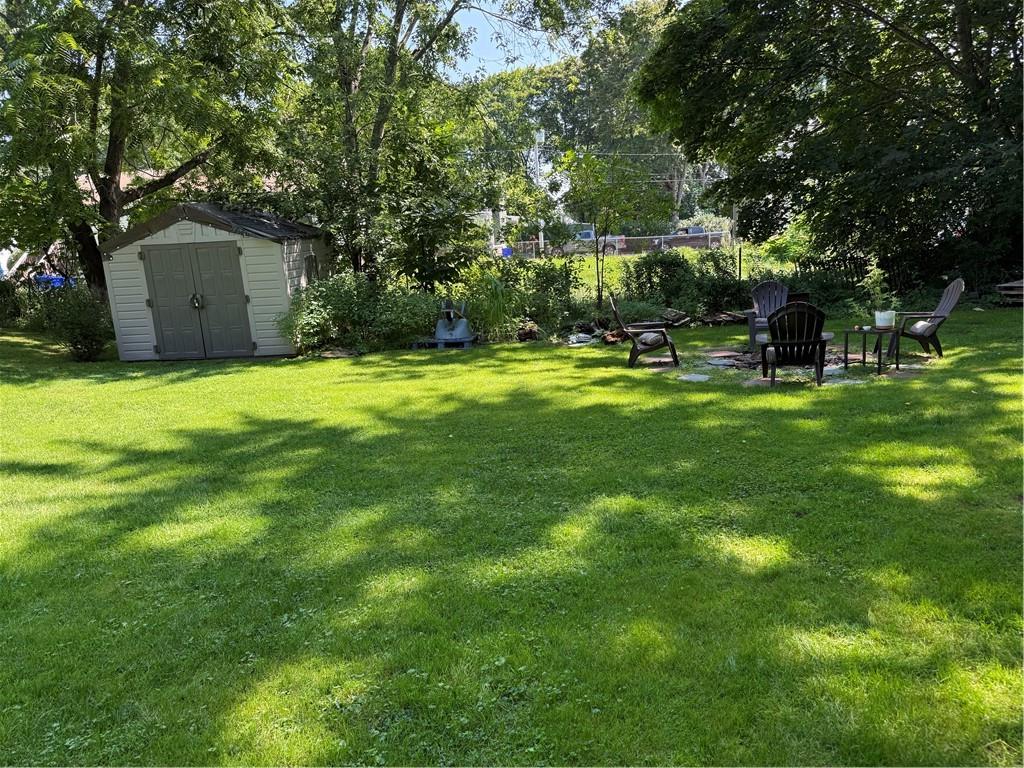 8 Rathbun Street Property Photo 13