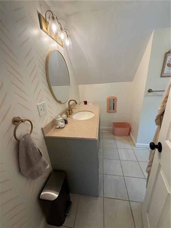 8 Rathbun Street Property Photo 26