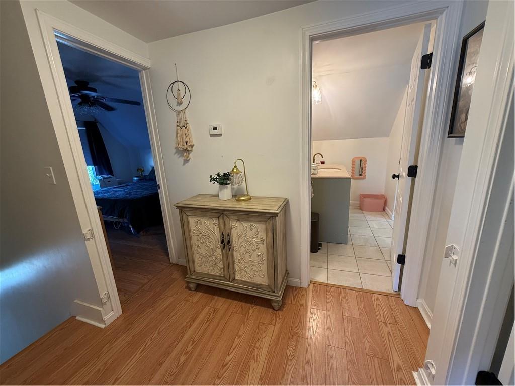 8 Rathbun Street Property Photo 30