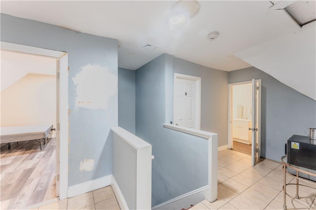 91 Laura Street Property Photo 34