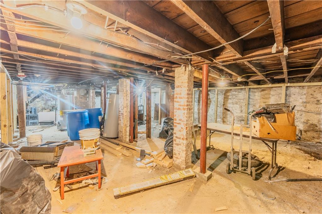 91 Laura Street Property Photo 41