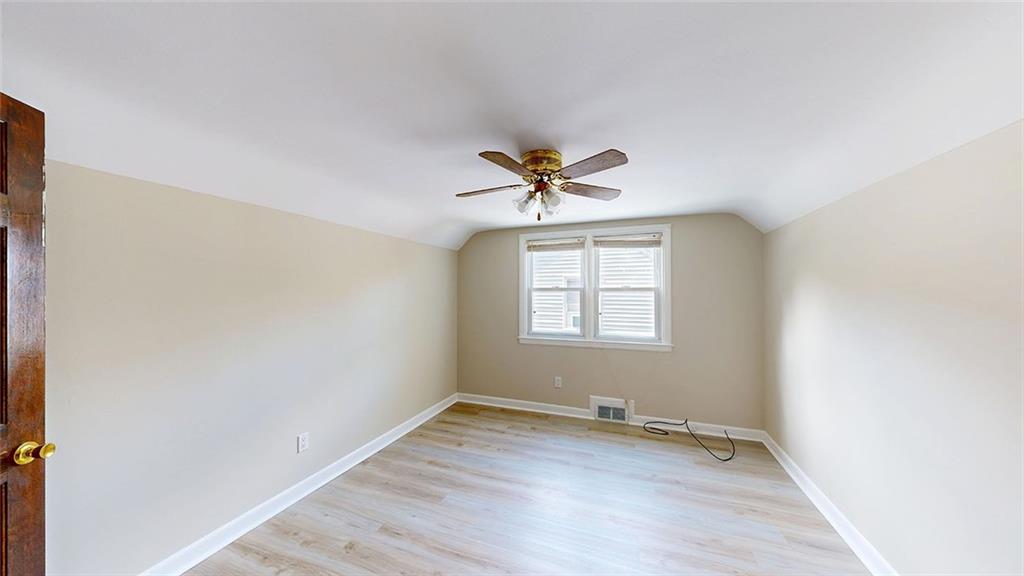 11 Harris Avenue Property Photo 14
