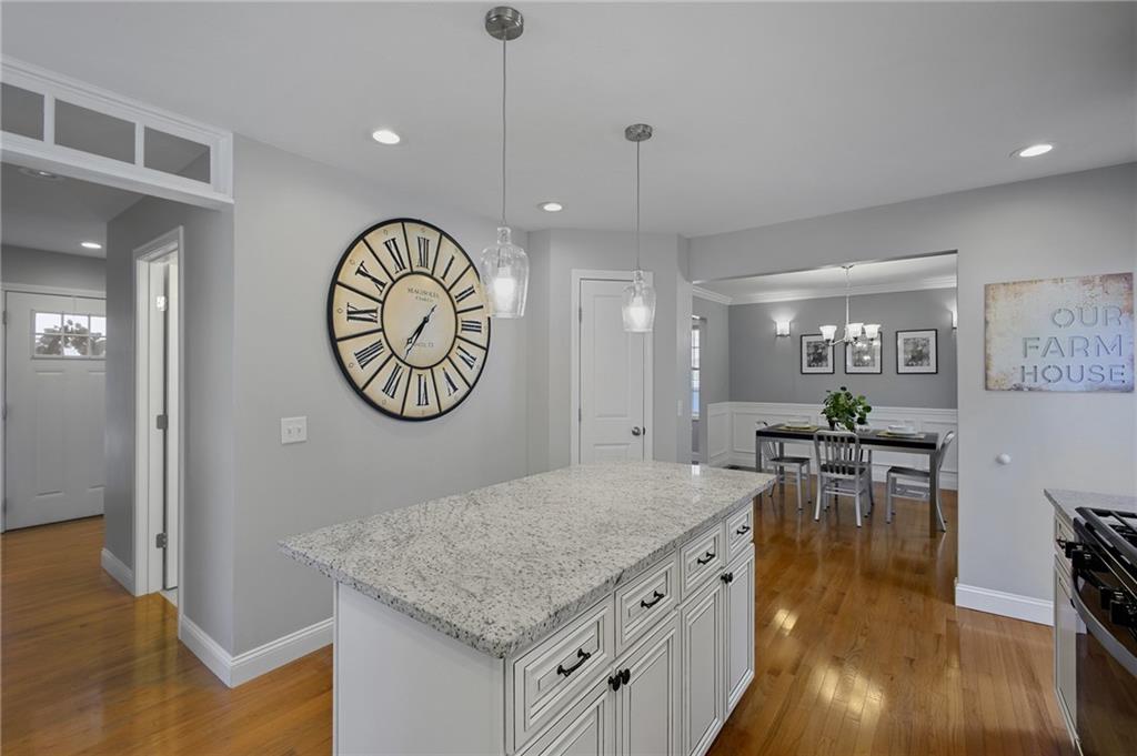 66 Christopher Street Property Photo 3