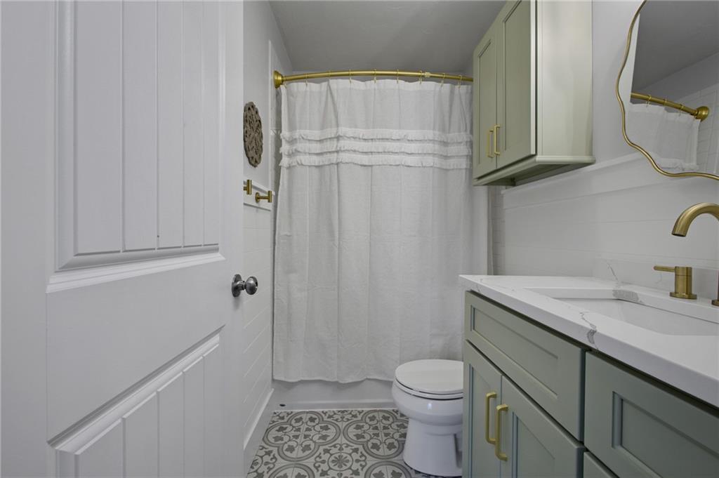 66 Christopher Street Property Photo 11