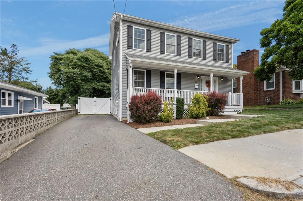 66 Christopher Street Property Photo 18