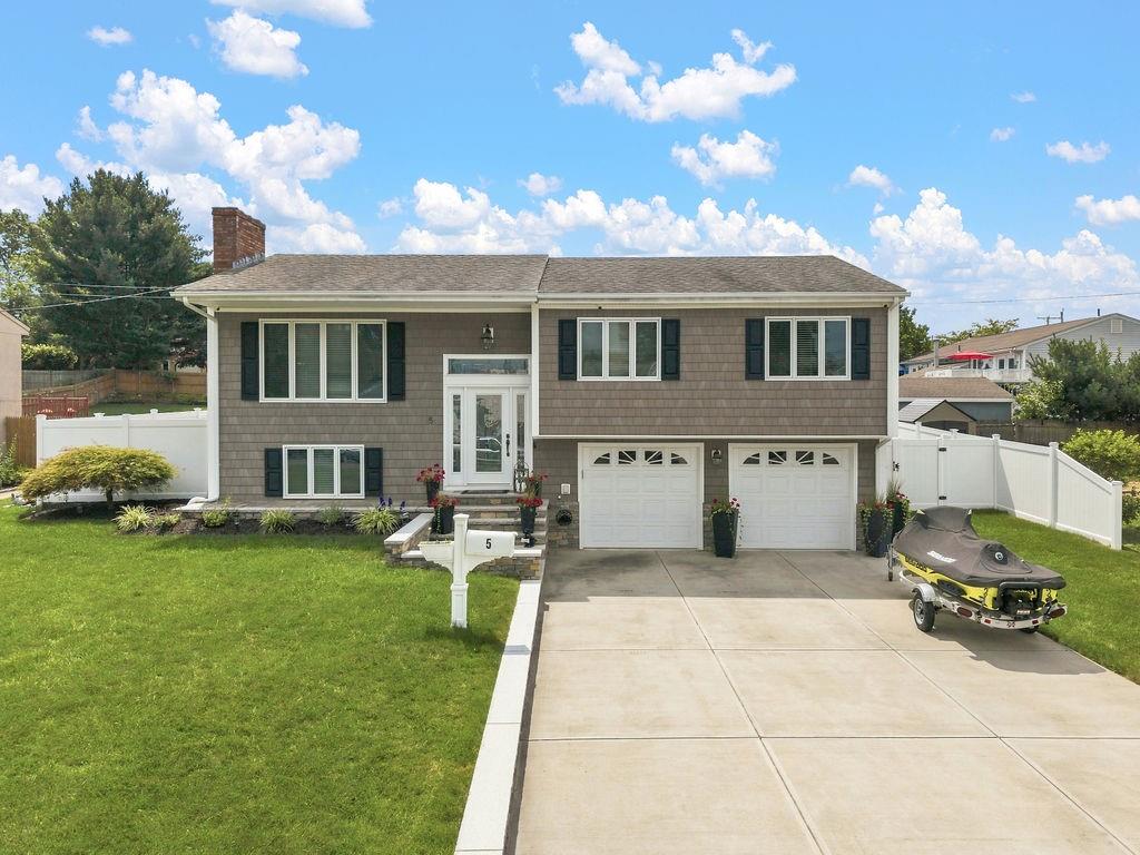 5 Kent Avenue Property Photo 1