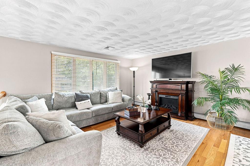 5 Kent Avenue Property Photo 16