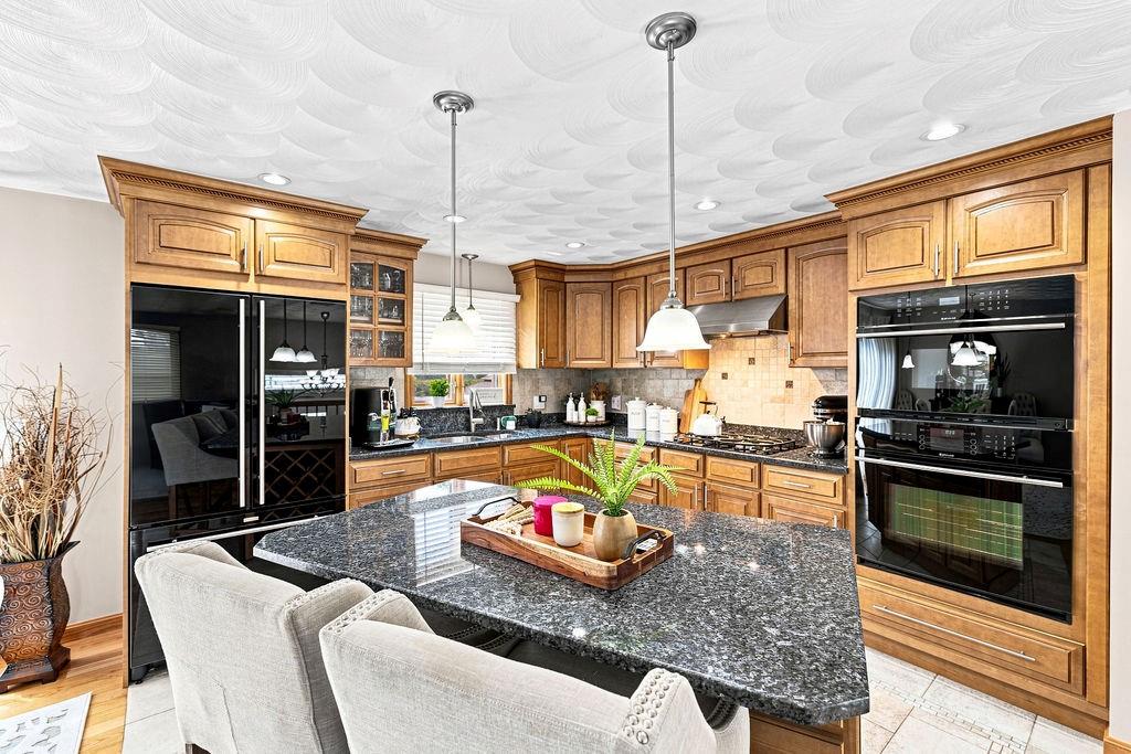 5 Kent Avenue Property Photo 20