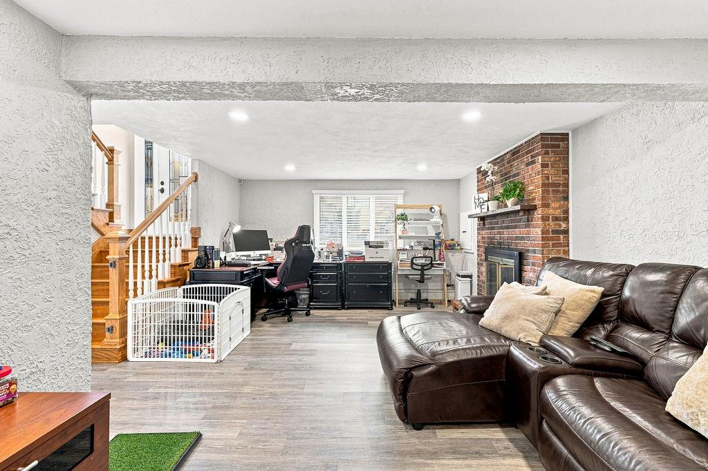 5 Kent Avenue Property Photo 40