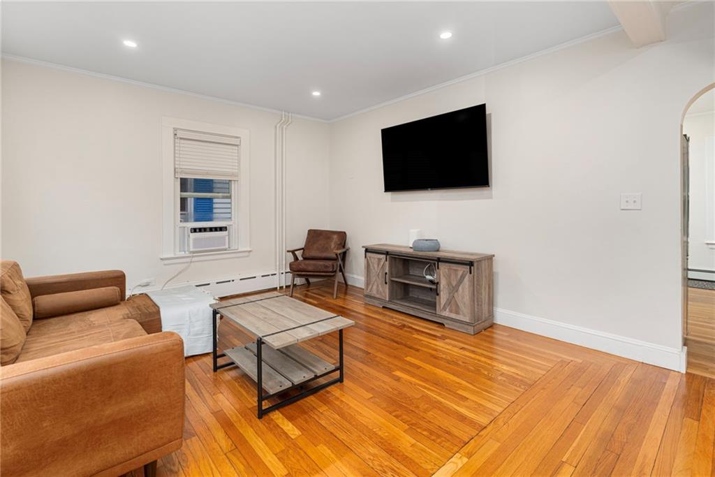 31 Slocum Street Property Photo 6