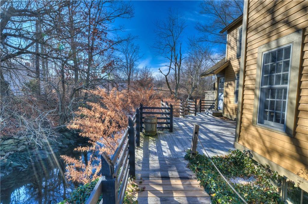 3351 Post Road Property Photo 3