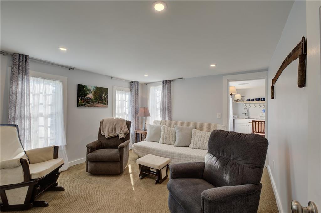 3351 Post Road Property Photo 11