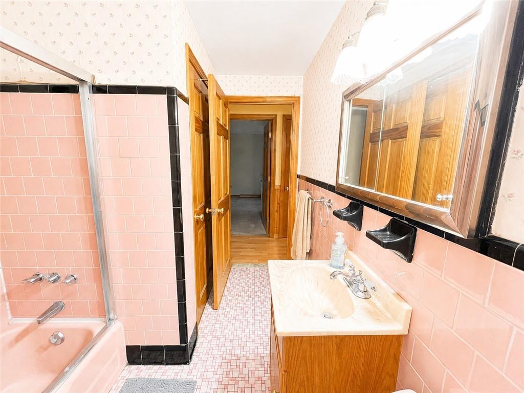60 Martin Street Property Photo 15