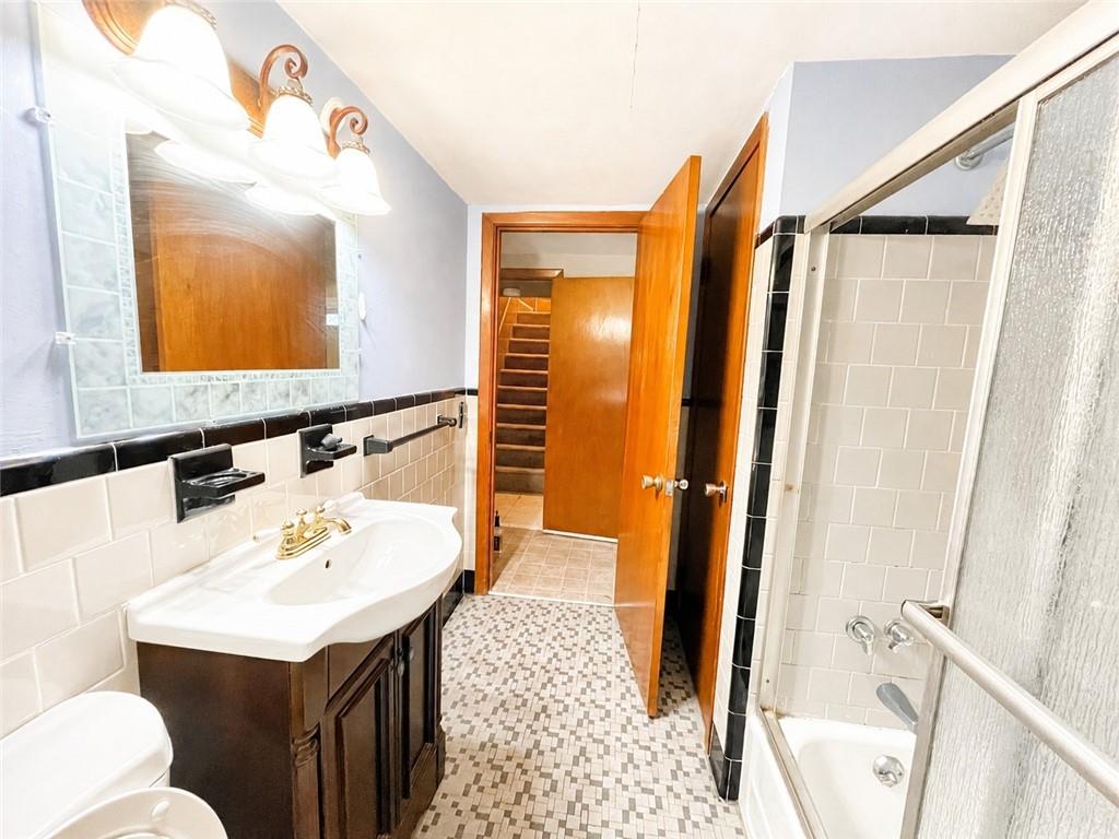 60 Martin Street Property Photo 23