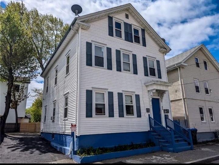 278 Sayles Street Property Photo 1