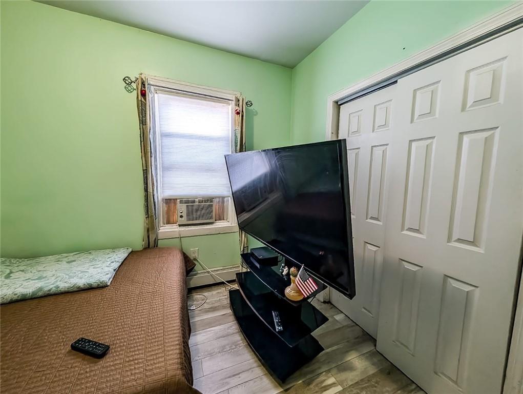 278 Sayles Street Property Photo 12