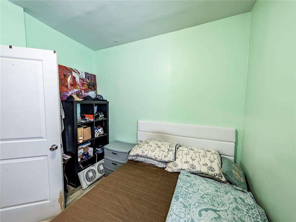 278 Sayles Street Property Photo 13