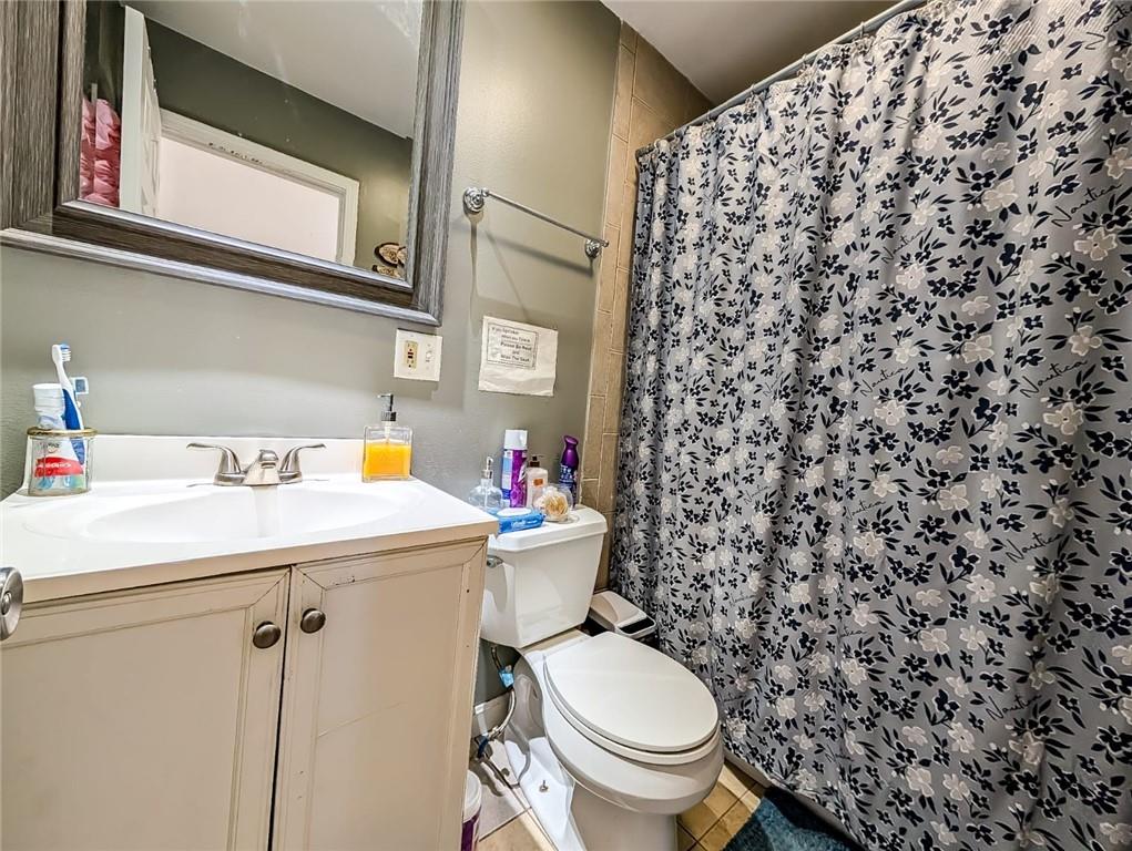 278 Sayles Street Property Photo 14