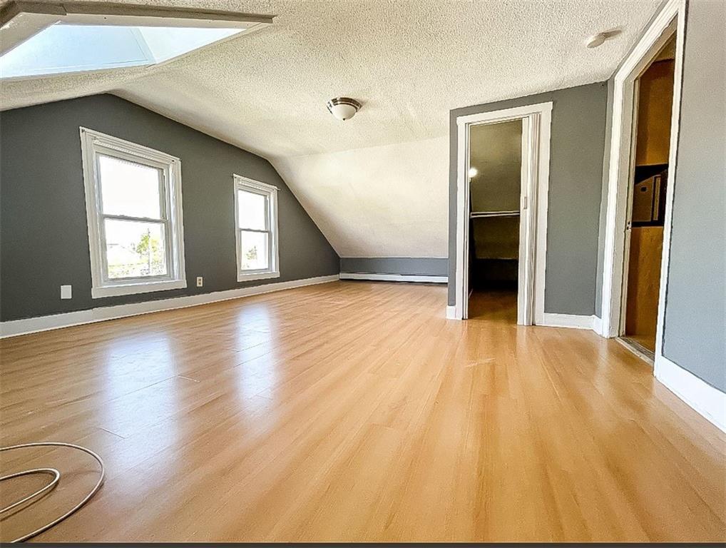 278 Sayles Street Property Photo 38