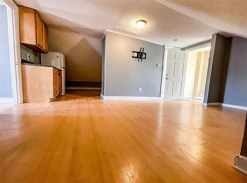 278 Sayles Street Property Photo 41