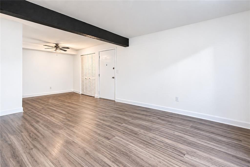 40 Cowesett Avenue Unit 27 Property Photo 6