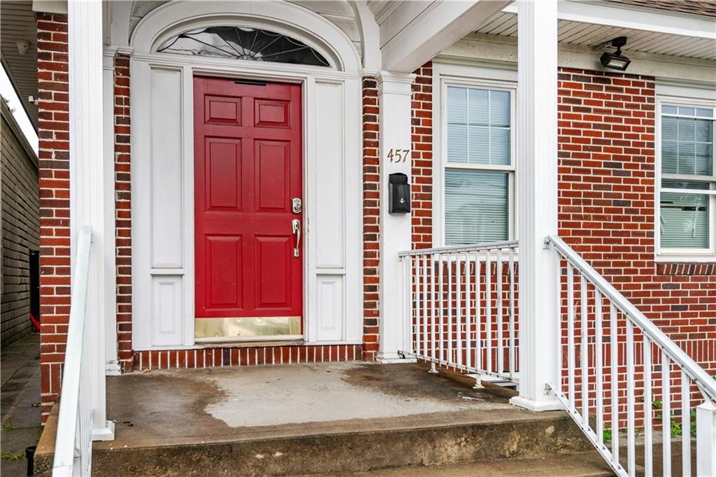 457 Douglas Avenue Property Photo 3