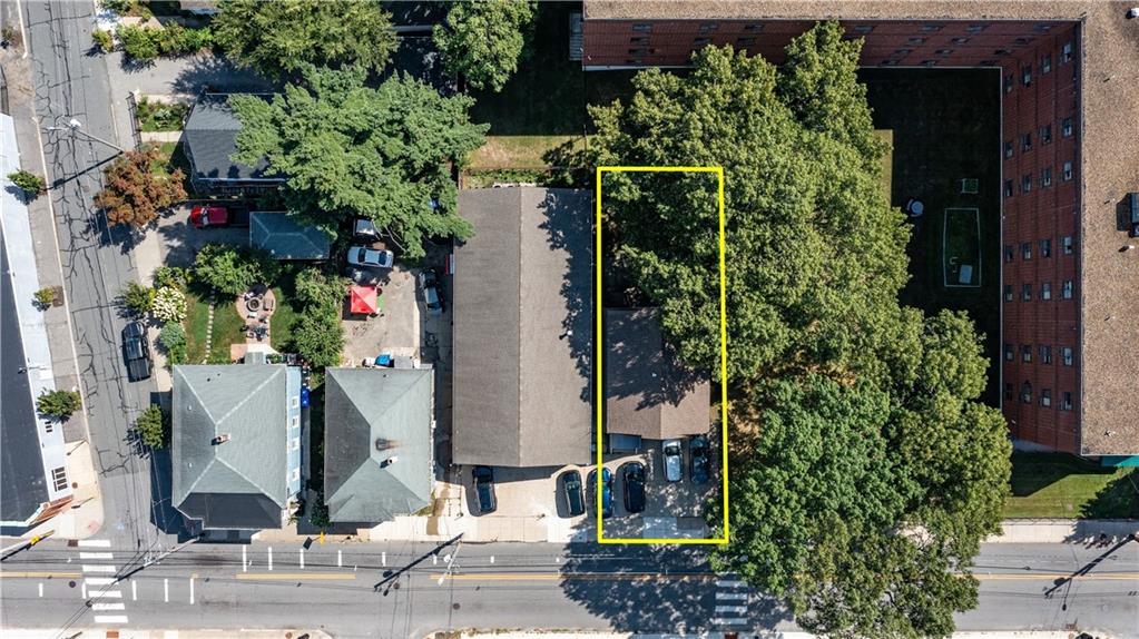 457 Douglas Avenue Property Photo 25