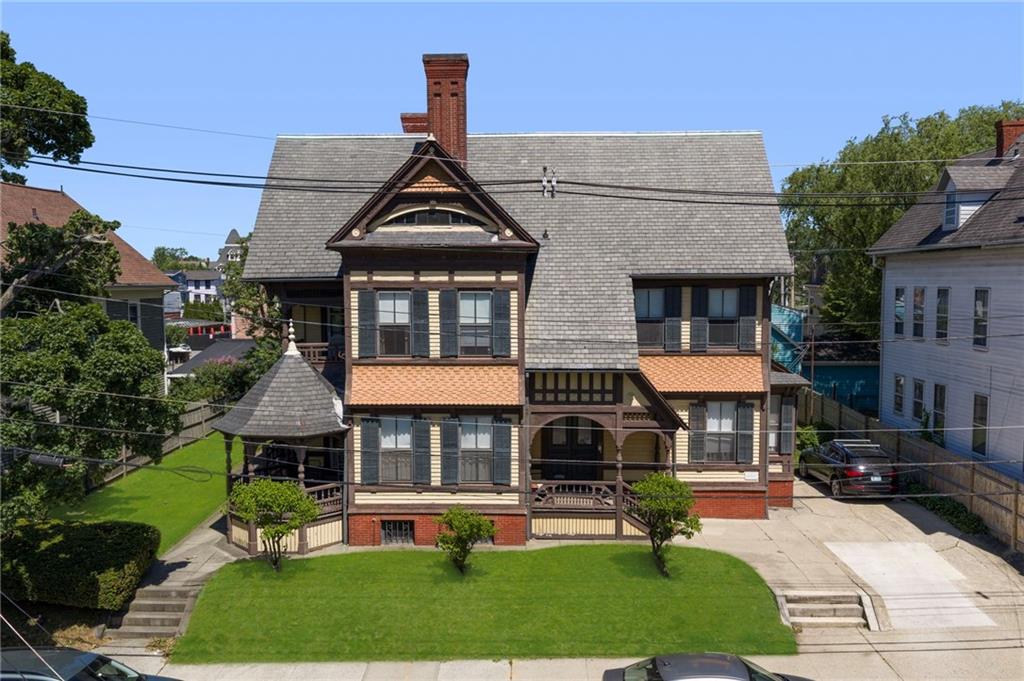 20 Bainbridge Avenue Property Photo 1
