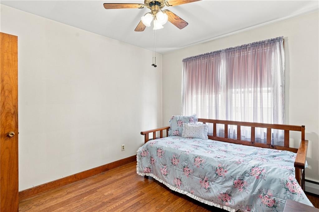 219 Grosvenor Avenue Property Photo 14