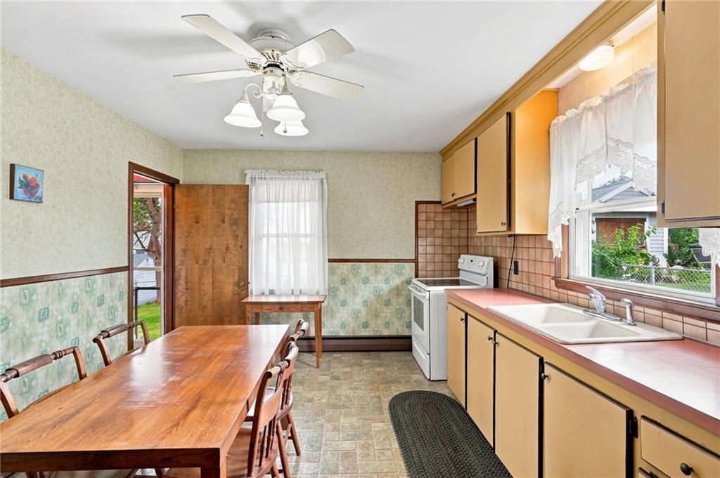 219 Grosvenor Avenue Property Photo 21