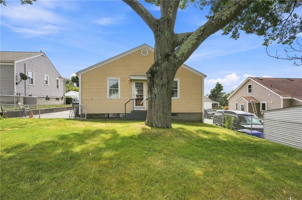 219 Grosvenor Avenue Property Photo 29