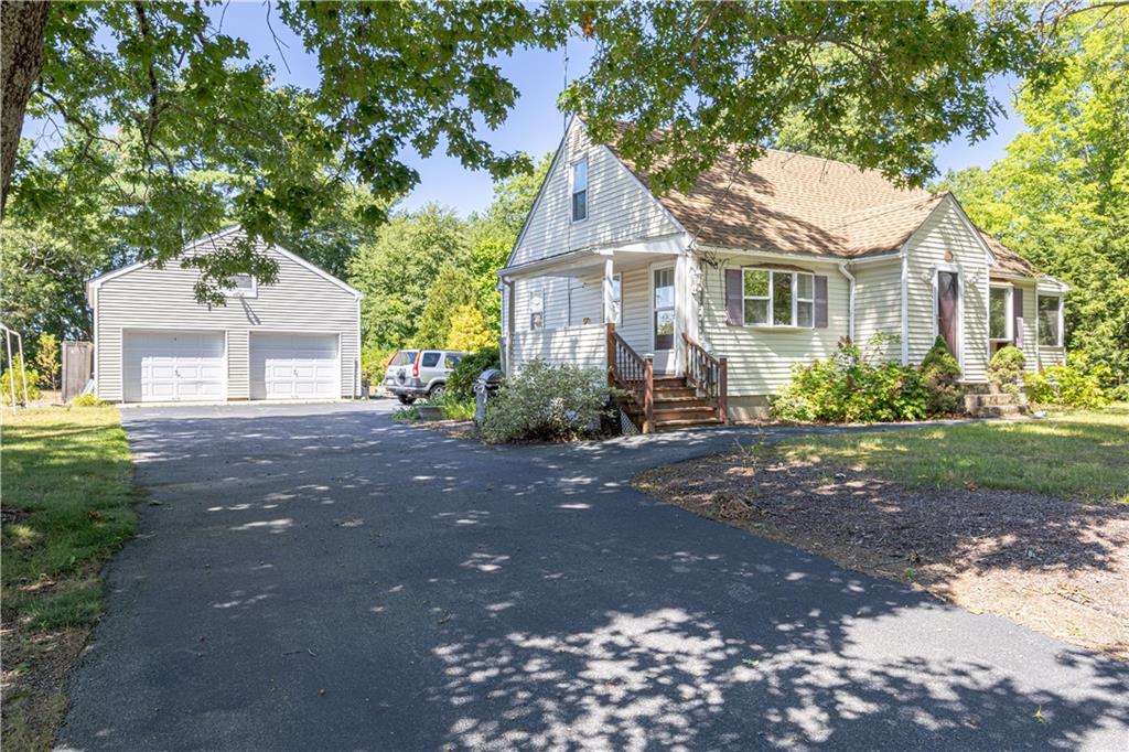 77 Chestnut Hill Road Property Photo 2
