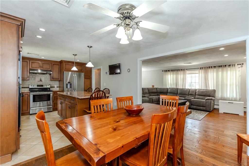 99 Tower Hill Road Property Photo 11