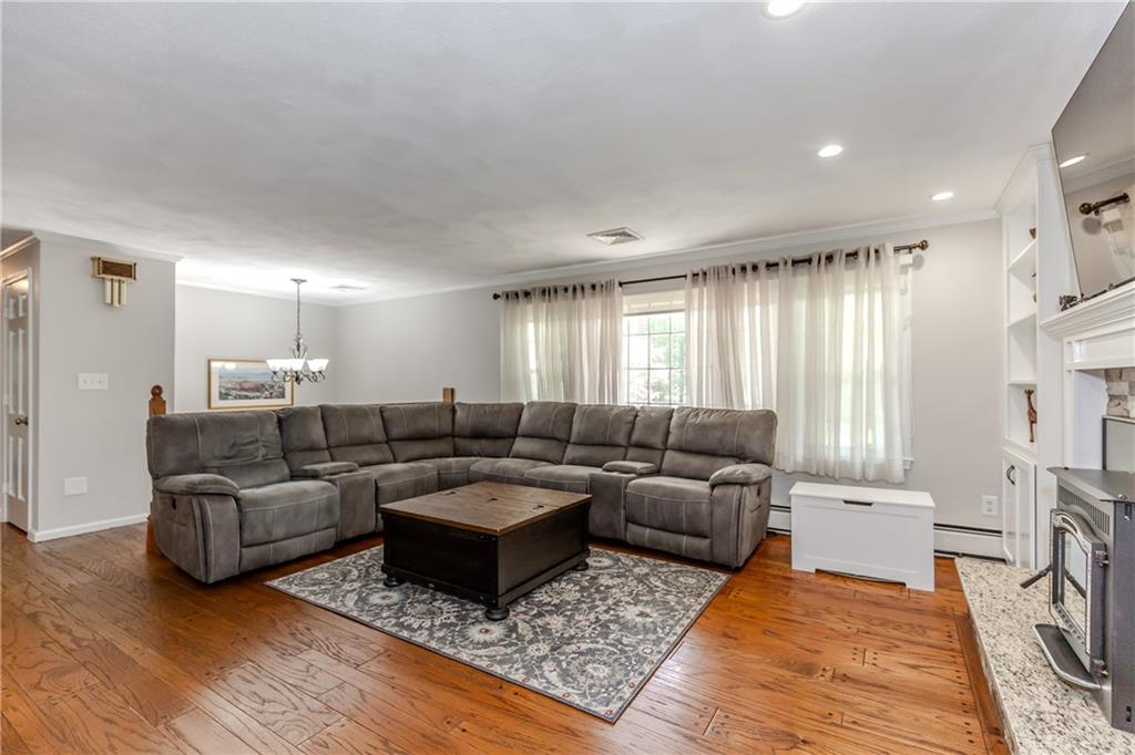 99 Tower Hill Road Property Photo 12
