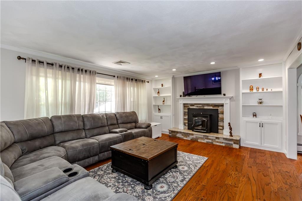 99 Tower Hill Road Property Photo 13