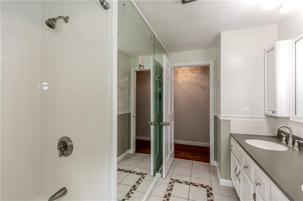 99 Tower Hill Road Property Photo 17