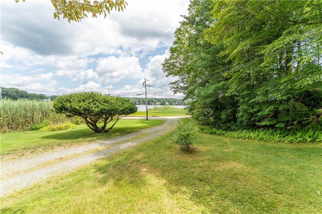 883 River Road Property Photo 23